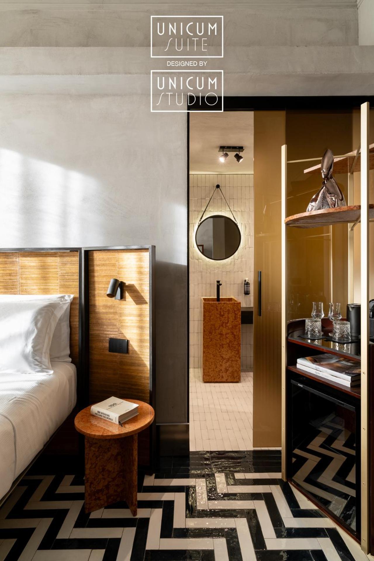 Unicum Grande Archivio Centro Storico Guest house Naples